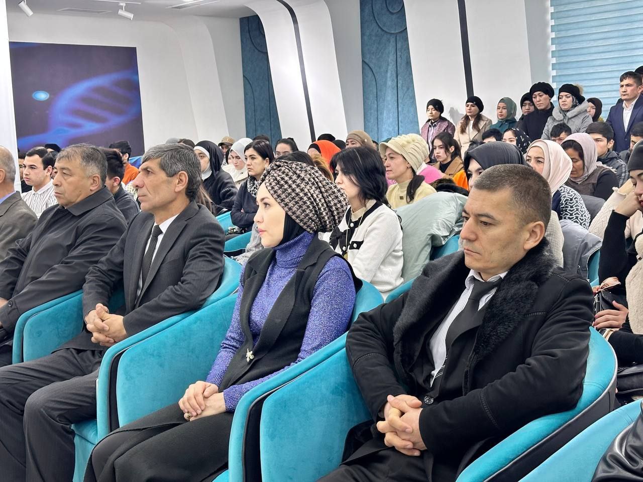 A roundtable discussion was organized today in the activists' hall of the Andijan branch of "Kokand University".